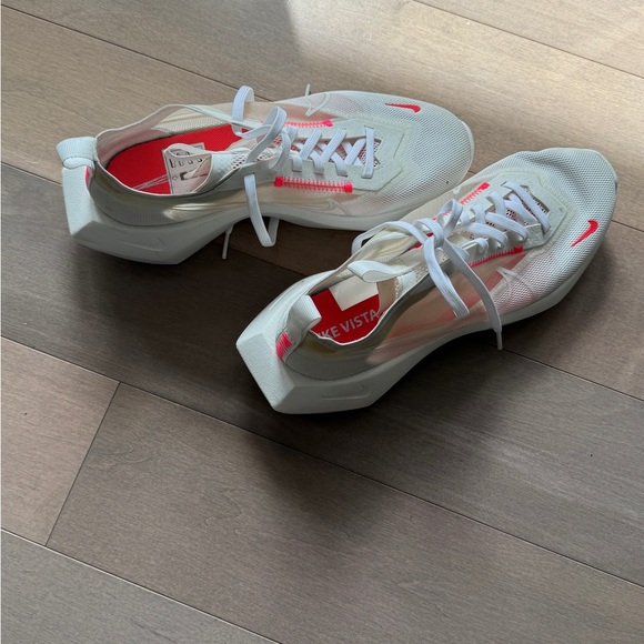 Nike sneakers eu 40 us 8.5 - Picture 3 of 5